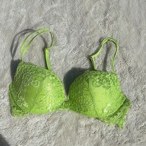 Victoria’s Secret Very Sexy Padded Demi Bra – 34B | Lime Lace | Flirty Boost |